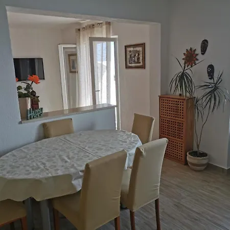 Ante Apartment Brela